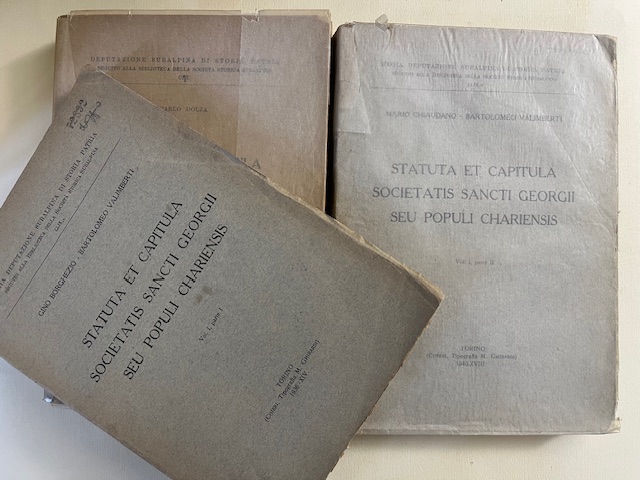 Statuta et capitula Societatis Sancti Georgii seu populi Chariensis. Vol. I: parte I e II; volume II